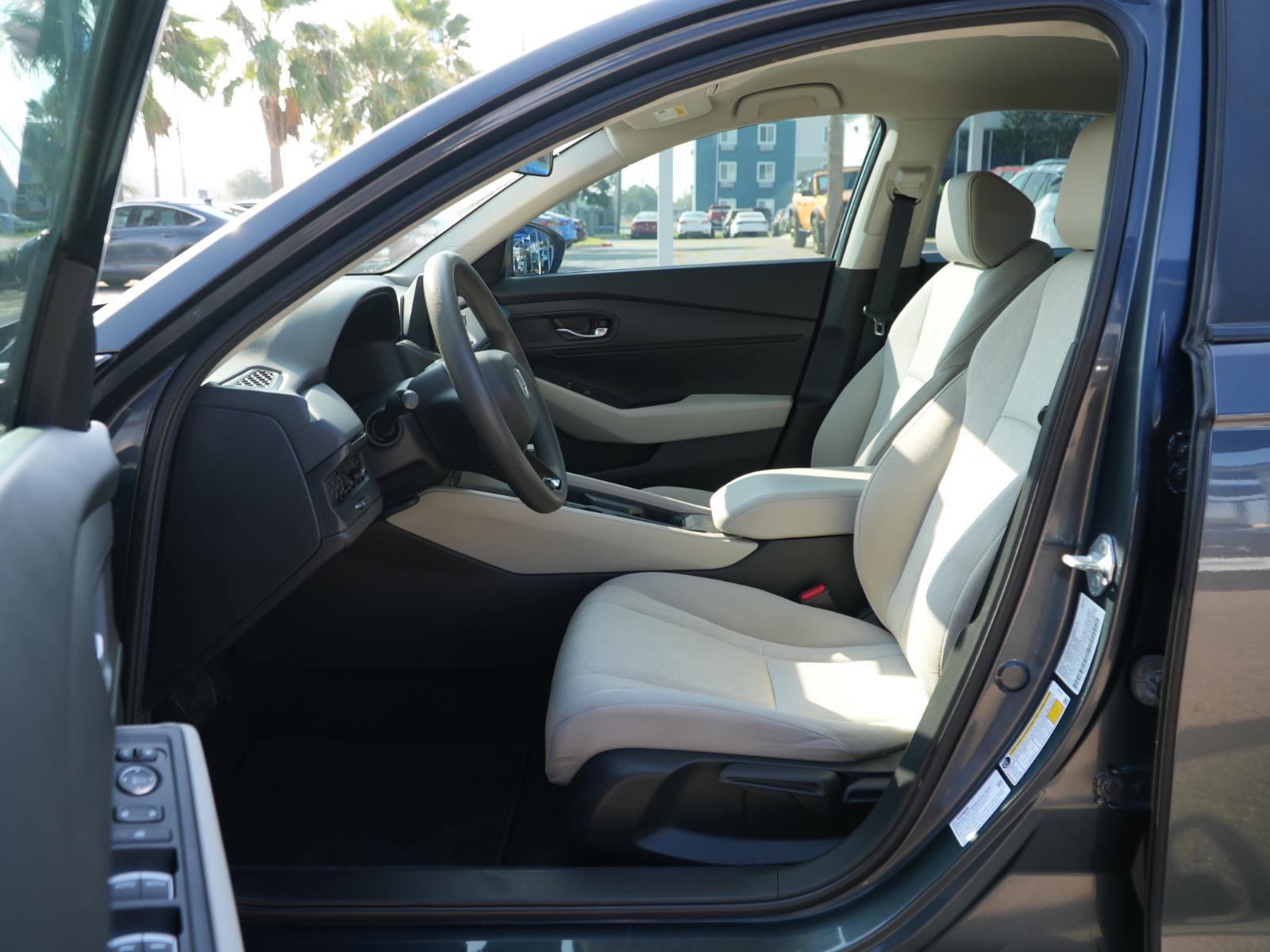 Used 2023 Honda Accord LX image 16