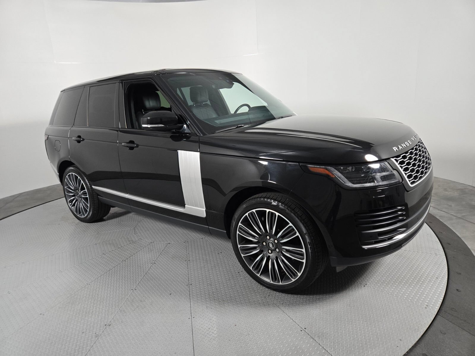 Used 2022 Land Rover Range Rover Westminster Edition AWD/4WD image 16