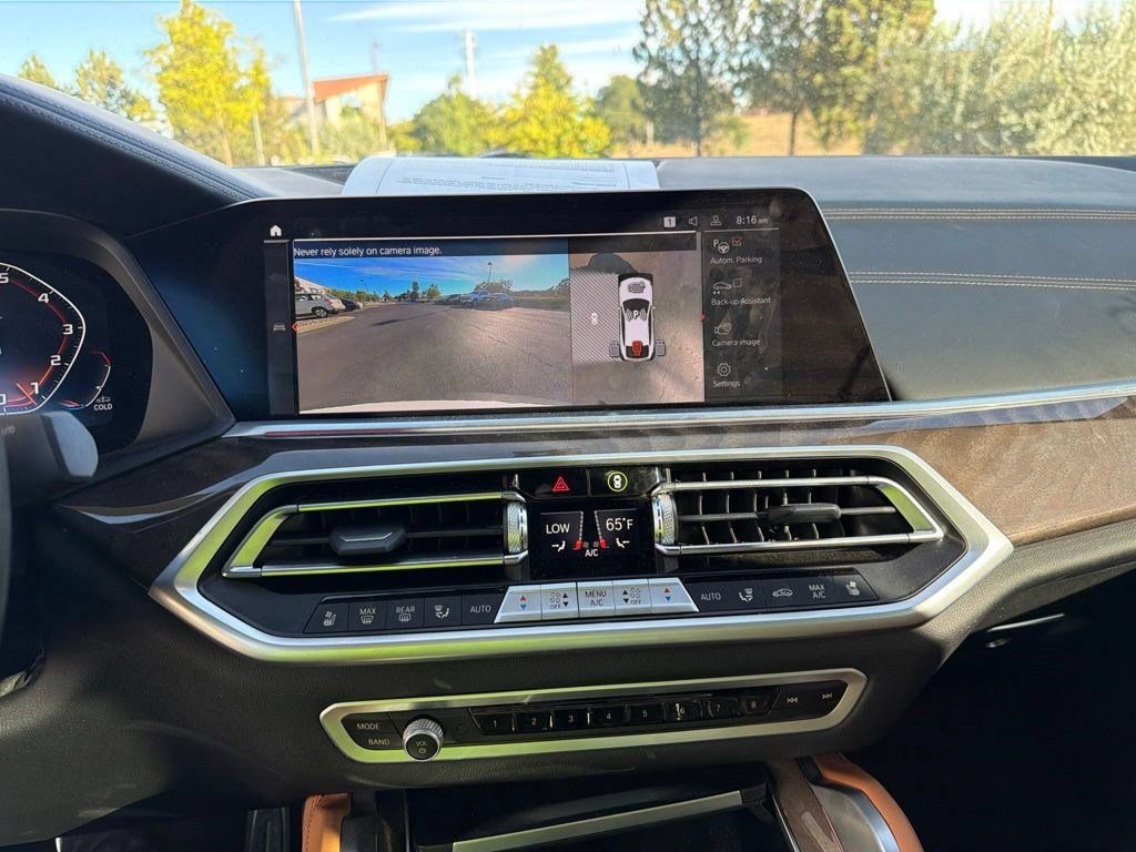 Used 2023 BMW X6 M50i w/ Executive Package AWD/4WD image 15