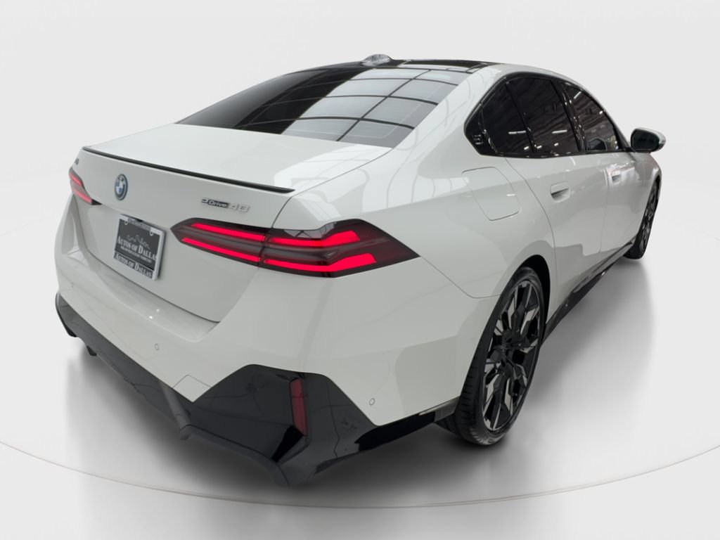 Used 2024 BMW i5 eDrive40i w/ Executive Package RWD image 7