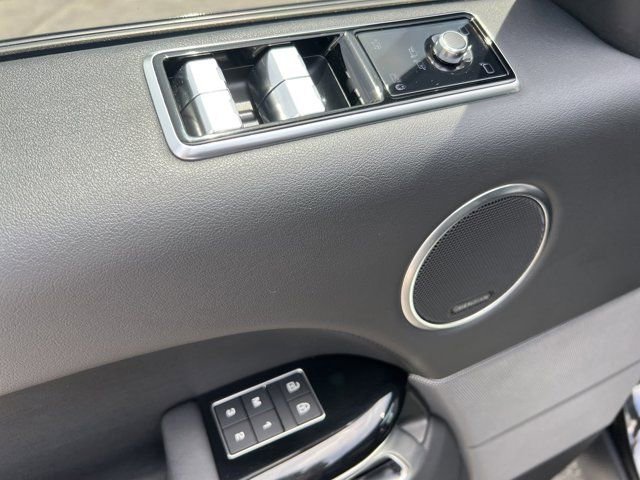 Used 2022 Land Rover Range Rover Sport HSE Silver Edition AWD/4WD image 14