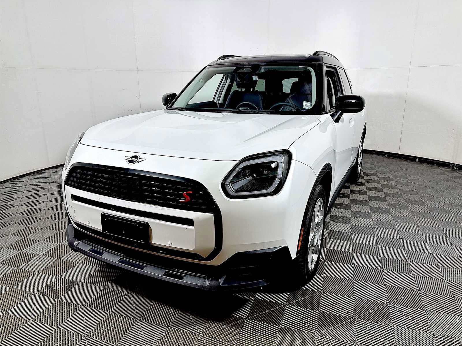 Used 2025 MINI Cooper Countryman S AWD/4WD image 3