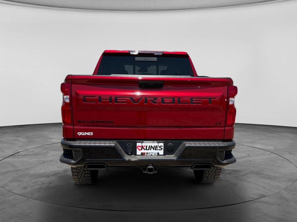 Used 2024 Chevrolet Silverado 1500 LT Trail Boss w/ Convenience Package II AWD/4WD image 8