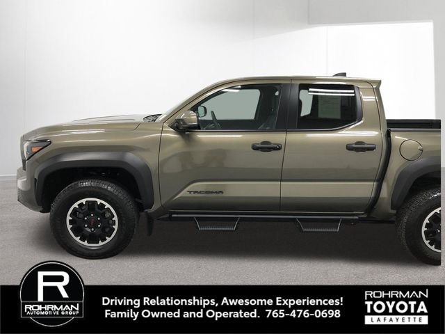 Used 2024 Toyota Tacoma TRD Off-Road w/ TRD Off Road Upgrade Package image 3