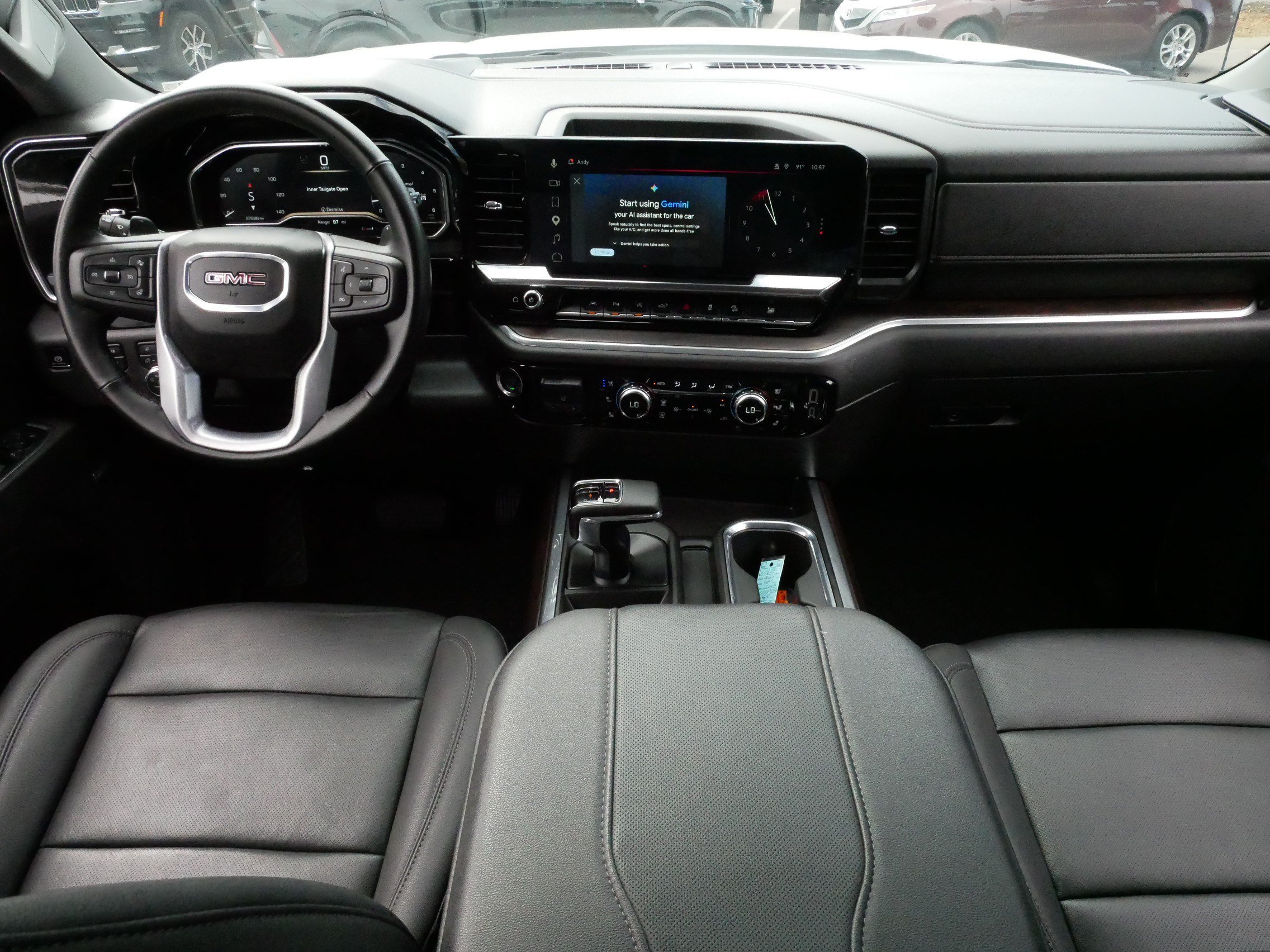 Used 2025 GMC Sierra 1500 SLT w/ SLT Premium Plus Package AWD/4WD image 10