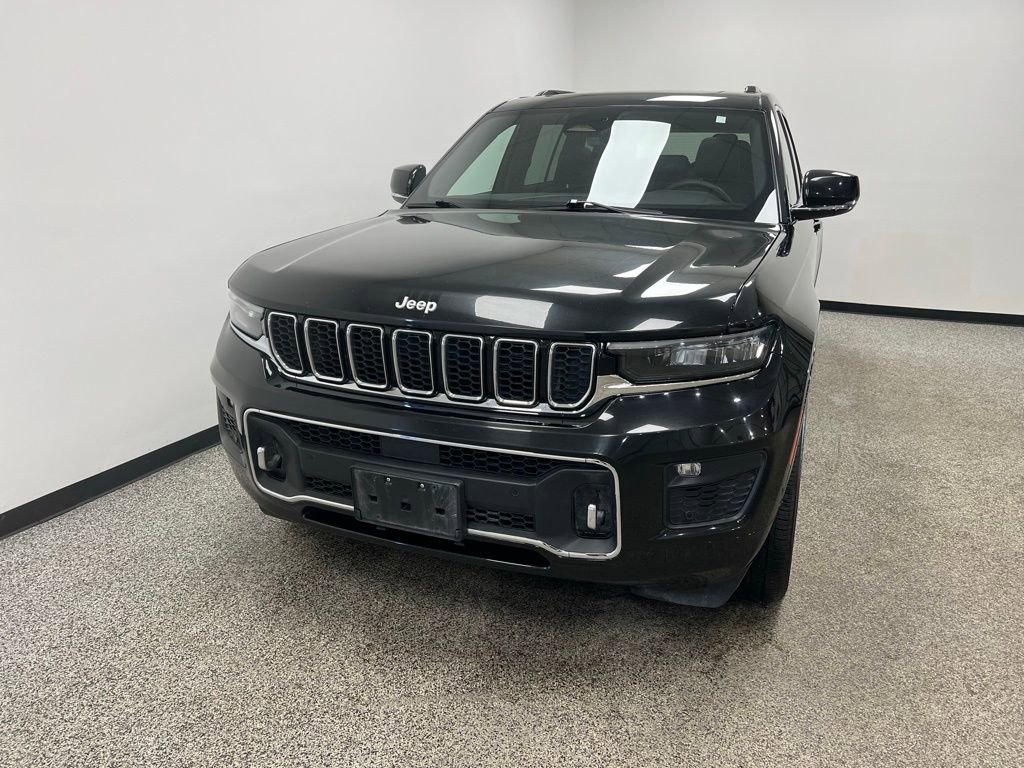 Used 2024 Jeep Grand Cherokee L Overland AWD/4WD image 3