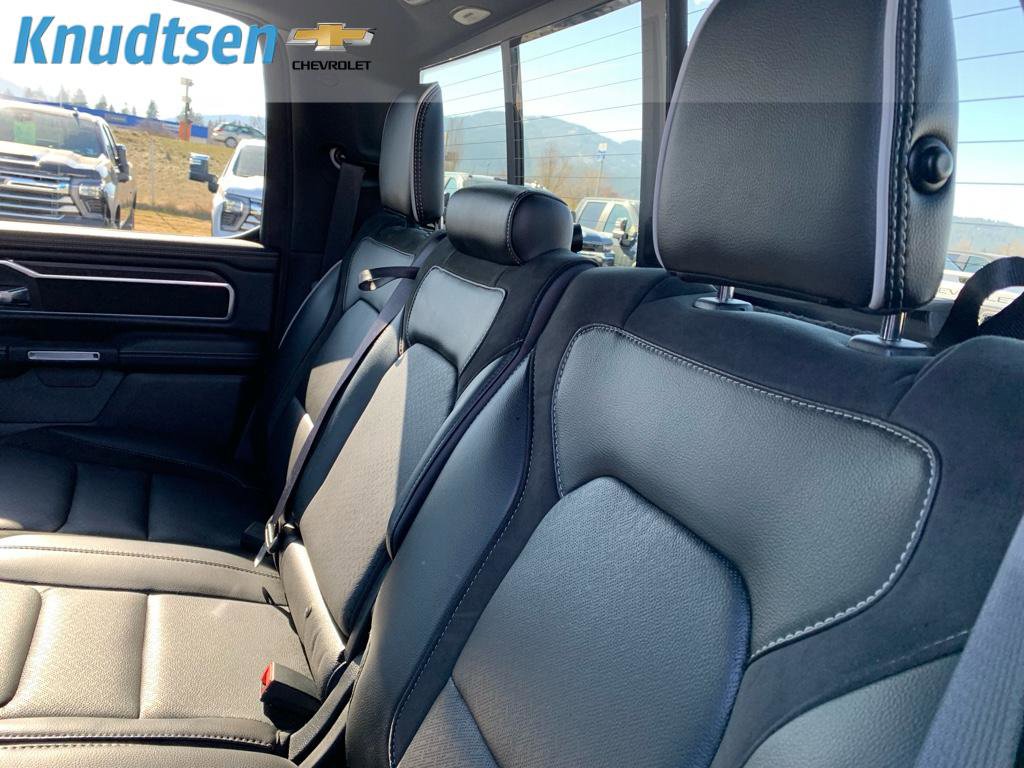 Used 2025 RAM 1500 Laramie image 18