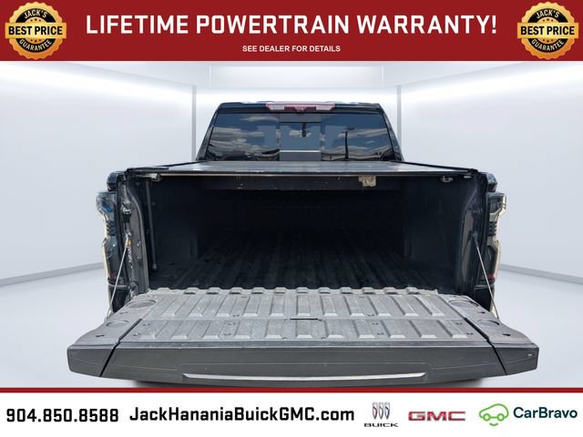 Used 2023 Chevrolet Silverado 1500 ZR2 w/ Technology Package AWD/4WD image 12