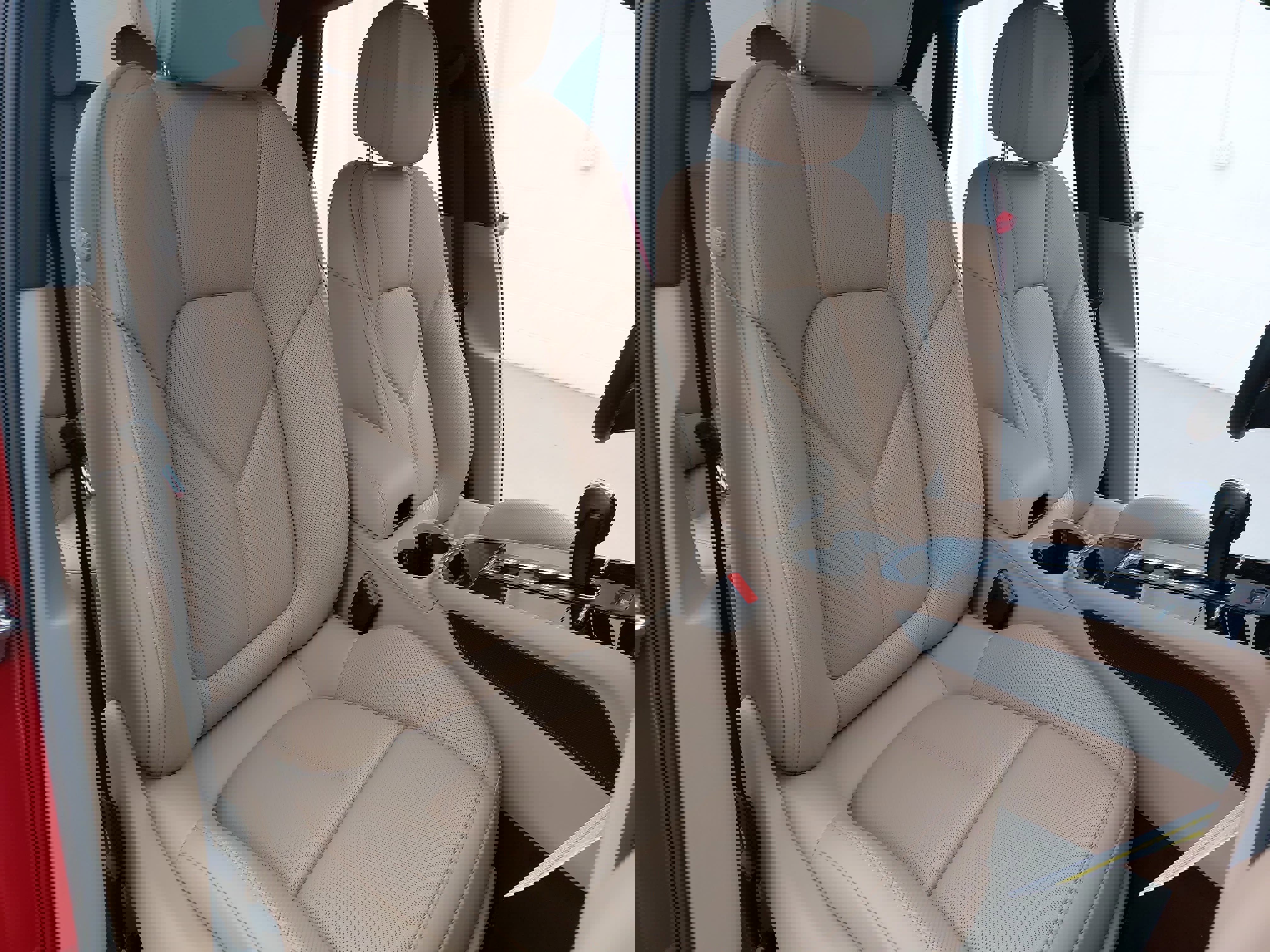 New 2026 Porsche Macan AWD/4WD image 12