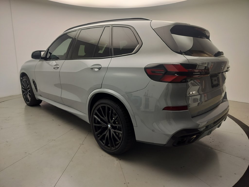 Certified 2026 BMW X5 M60i AWD/4WD image 4