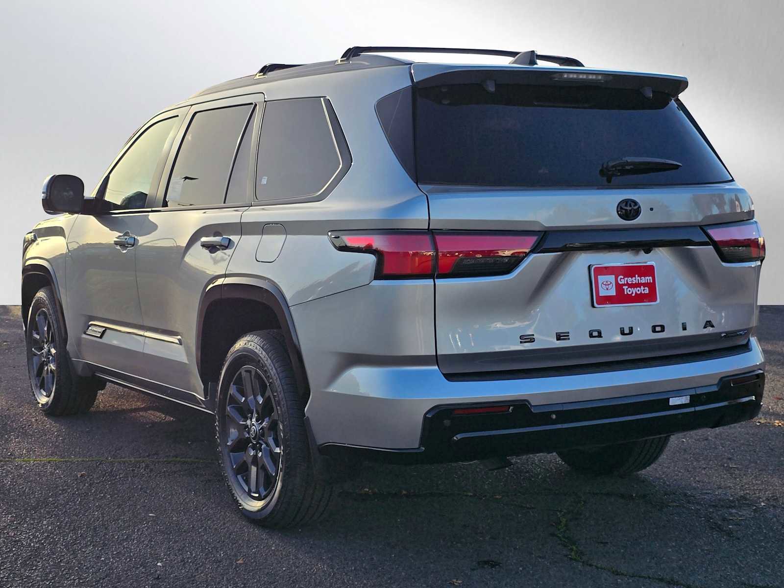 Certified 2025 Toyota Sequoia Platinum image 5