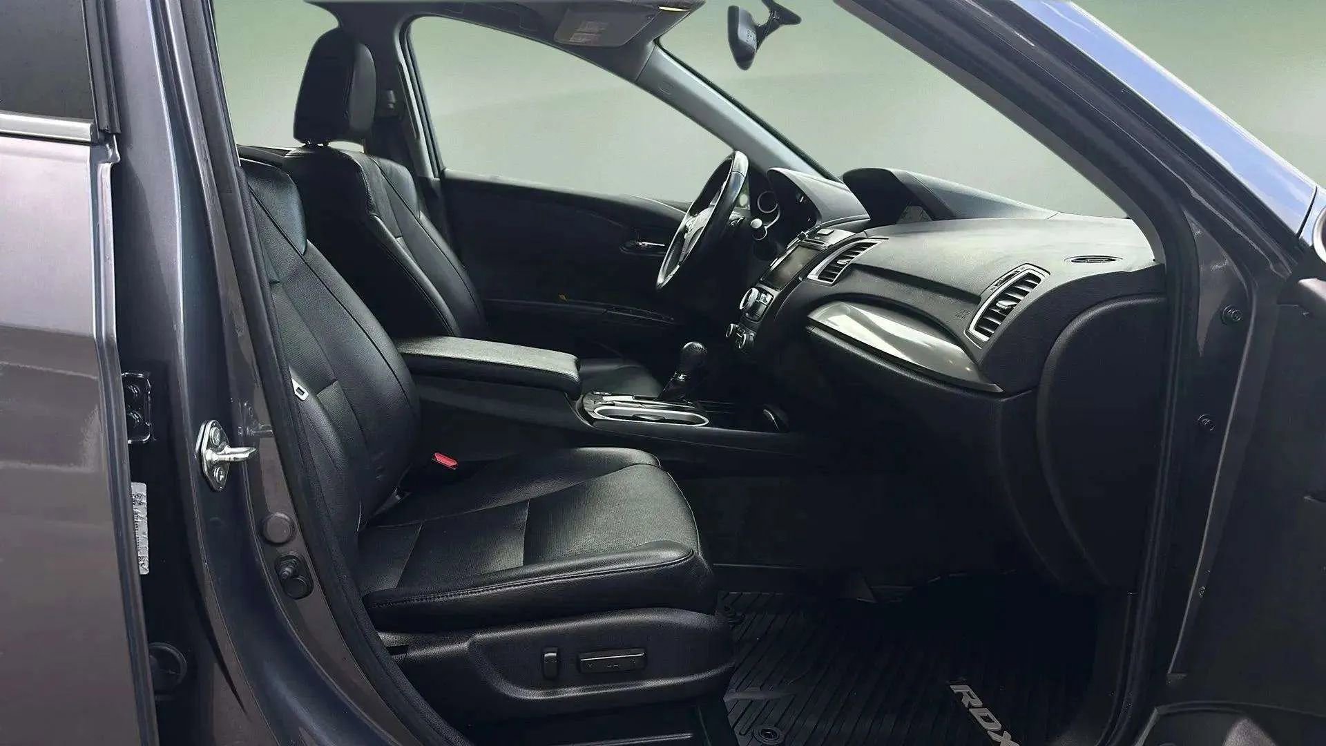 Used 2018 Acura RDX AWD w/ Technology Package image 21