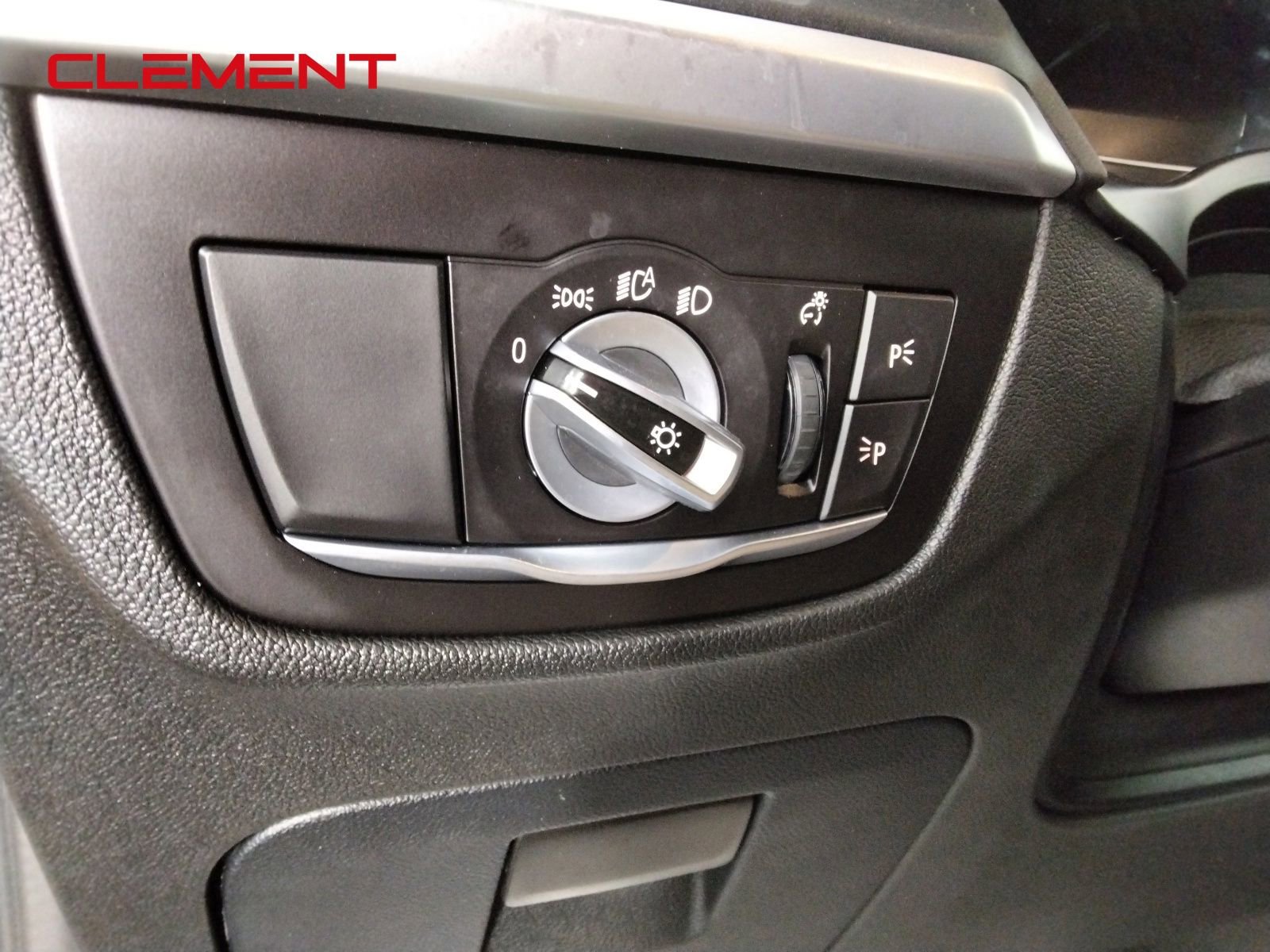 Used 2022 BMW X3 xDrive30i AWD/4WD image 11