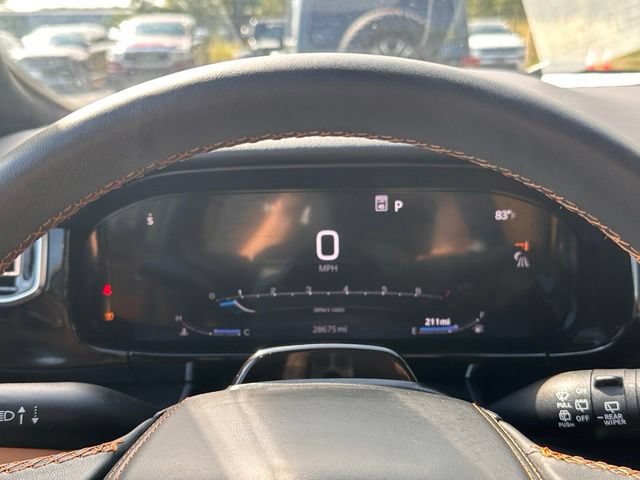 Used 2025 Jeep Grand Wagoneer Series III w/ Rear Seat Video Group 1 AWD/4WD image 25