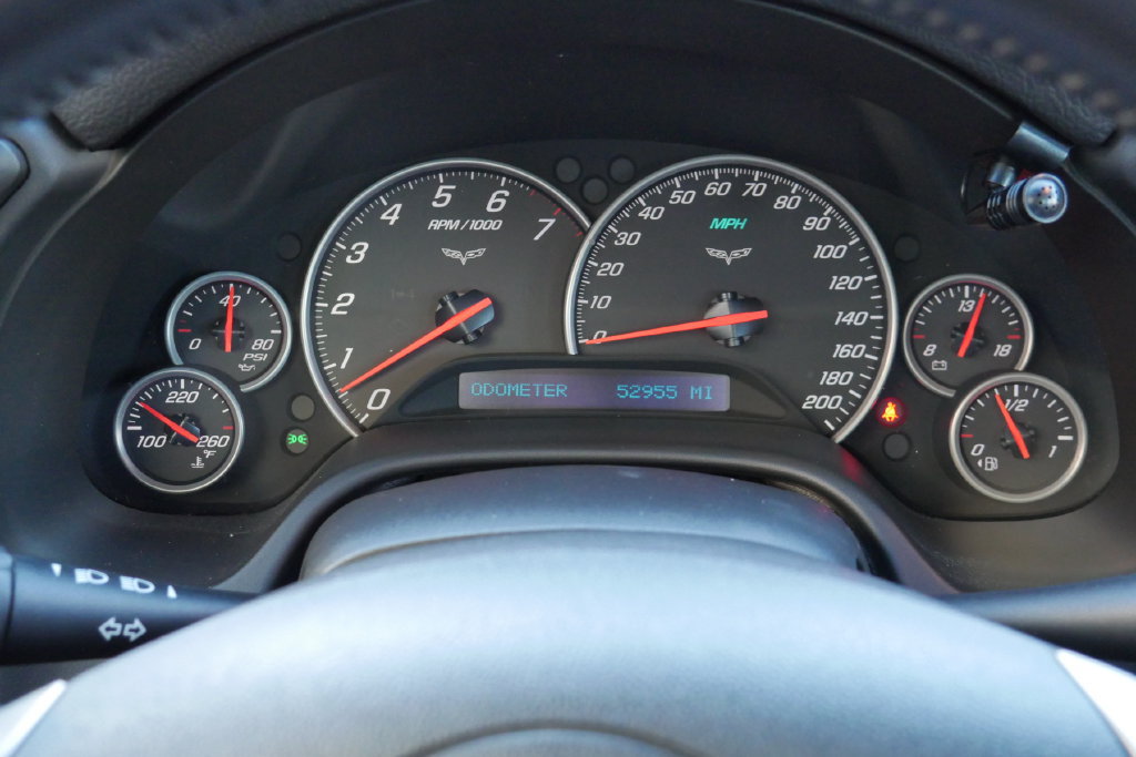 Used 2011 Chevrolet Corvette Coupe w/ Preferred Equipment Group RWD image 15