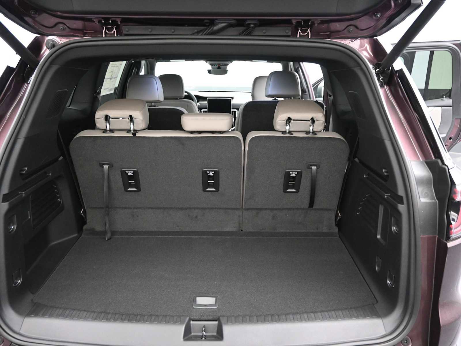 New 2026 GMC Acadia Elevation w/ Elevation Premium Package image 13