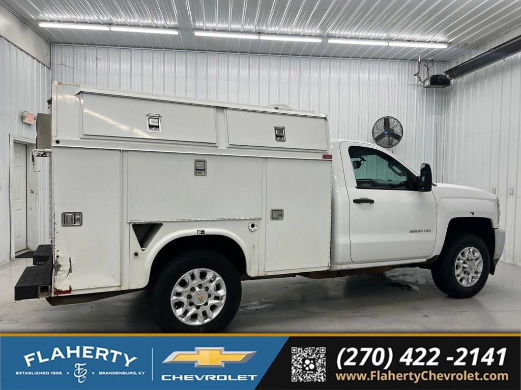 Used 2015 Chevrolet Silverado 3500 W/T RWD image 2