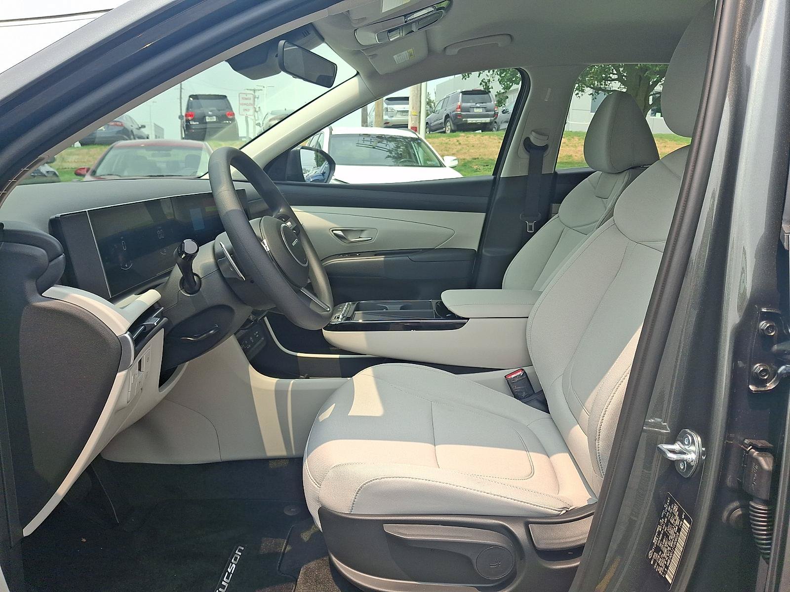 New 2026 Hyundai Tucson Blue SE AWD/4WD image 9