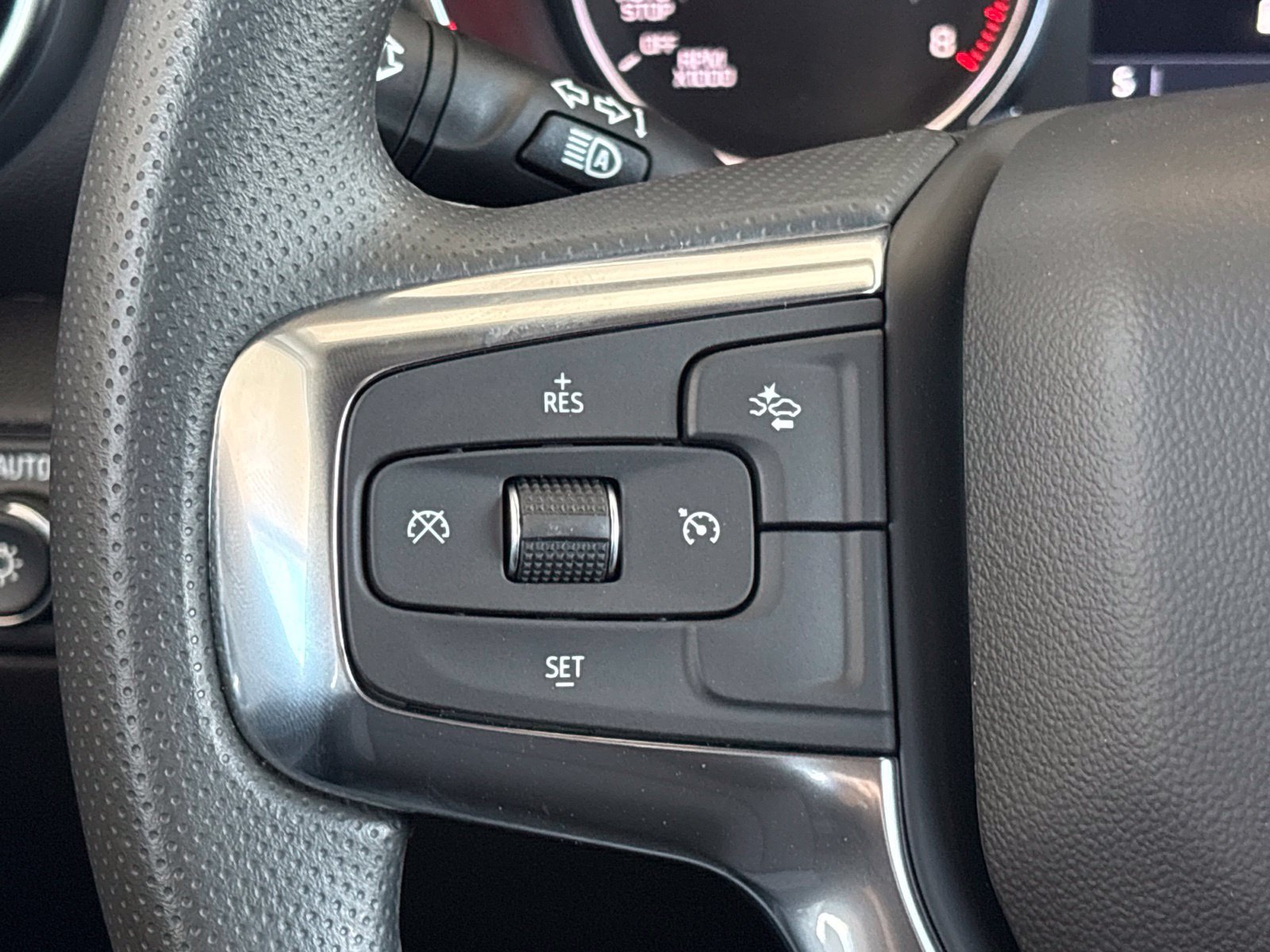 New 2026 Chevrolet Blazer LT w/ Midnight/Sport Edition FWD image 26