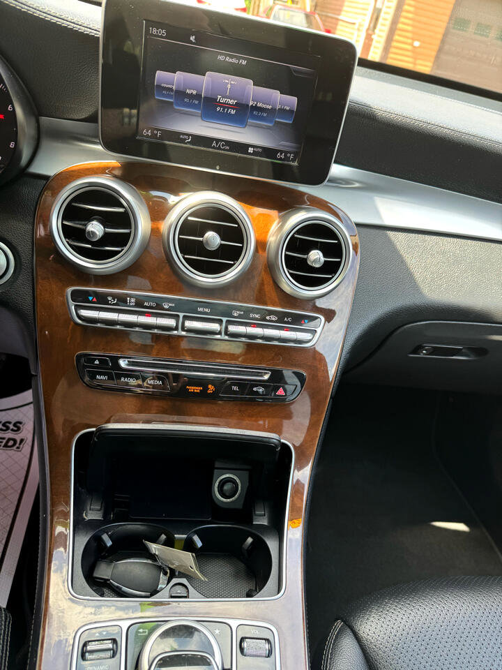 Used 2016 Mercedes-Benz GLC 300 image 10