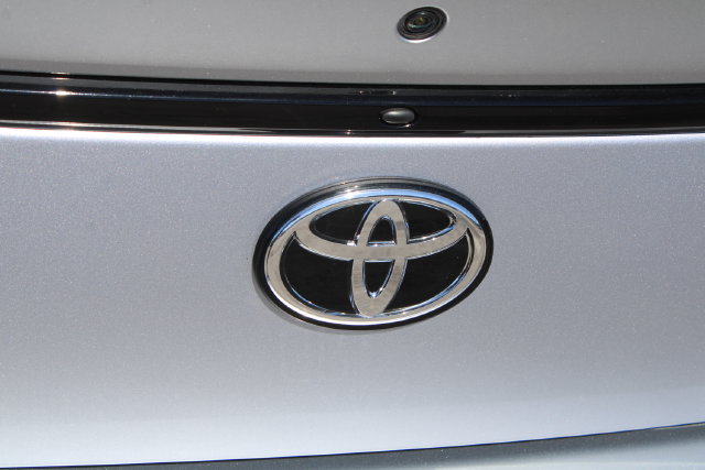 Used 2023 Toyota GR86 Premium RWD image 9