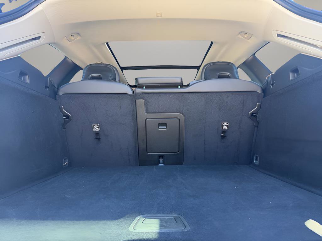 Used 2024 Volvo XC60 B5 Plus image 9