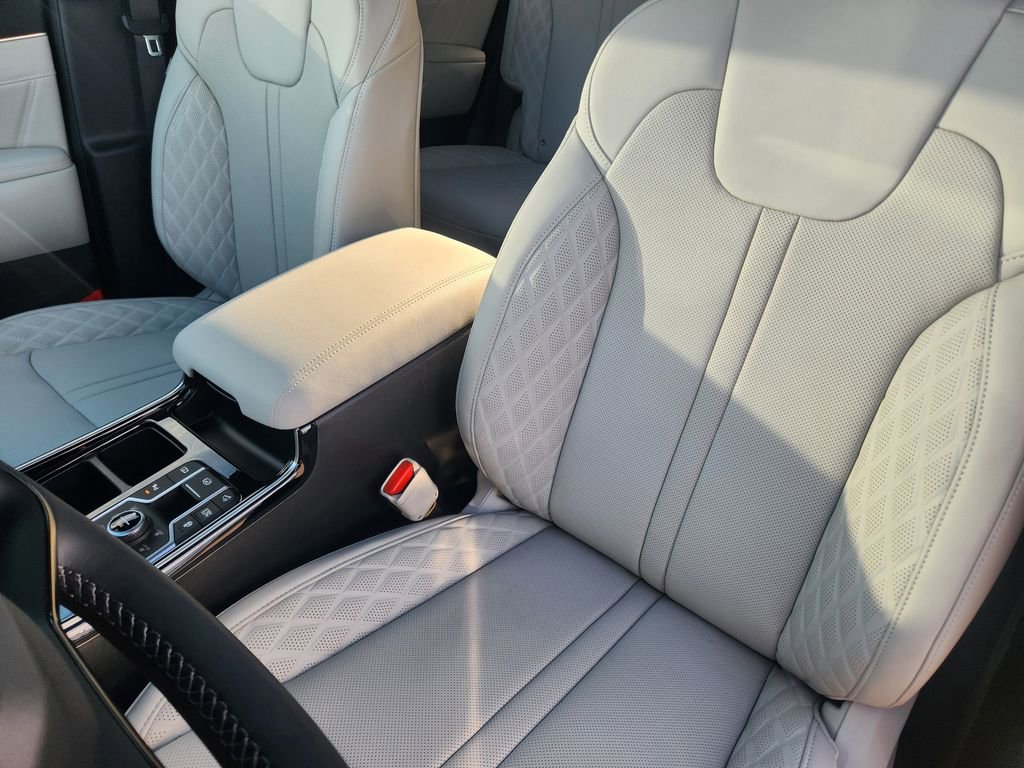 New 2026 Kia Sorento SX Prestige image 9