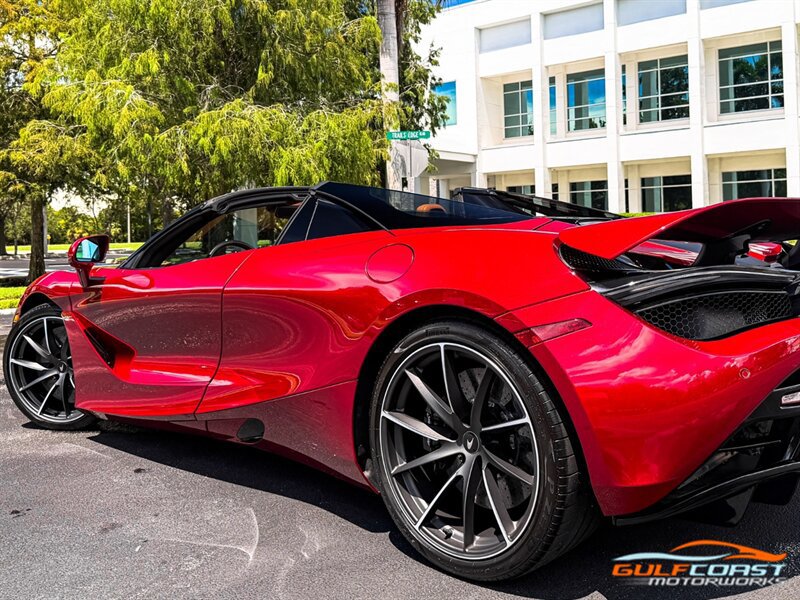 Used 2022 McLaren 720S Spider RWD image 45