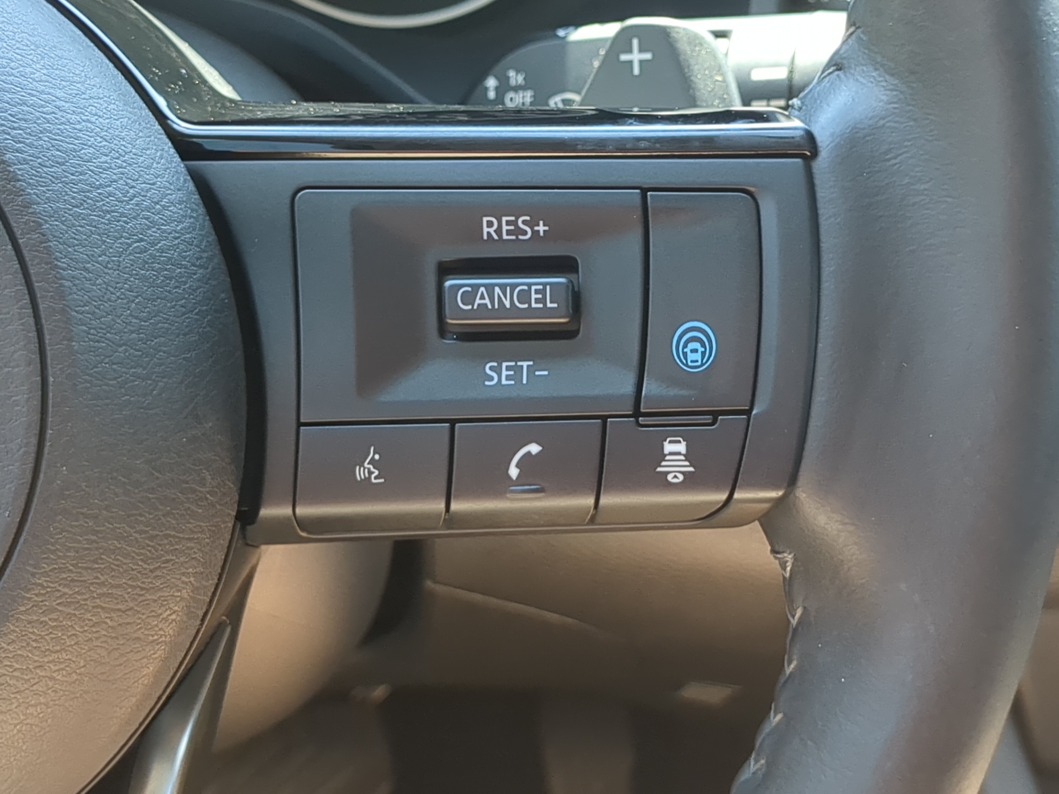 Used 2021 Nissan Rogue SV w/ Premium Package FWD image 24