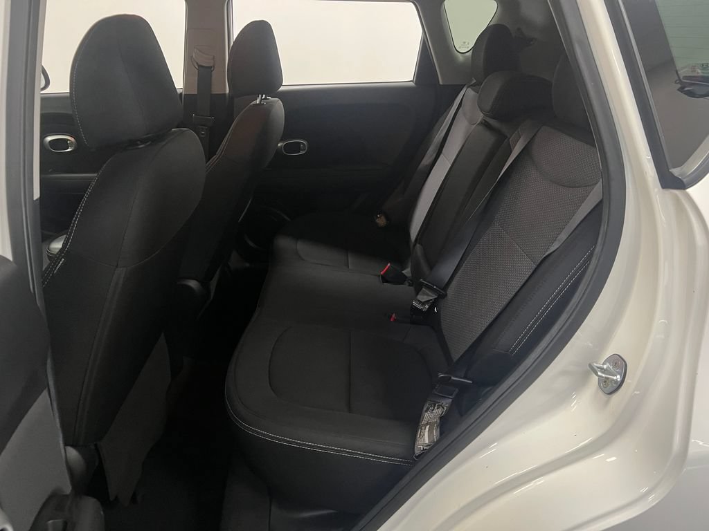 Used 2018 Kia Soul + FWD image 25