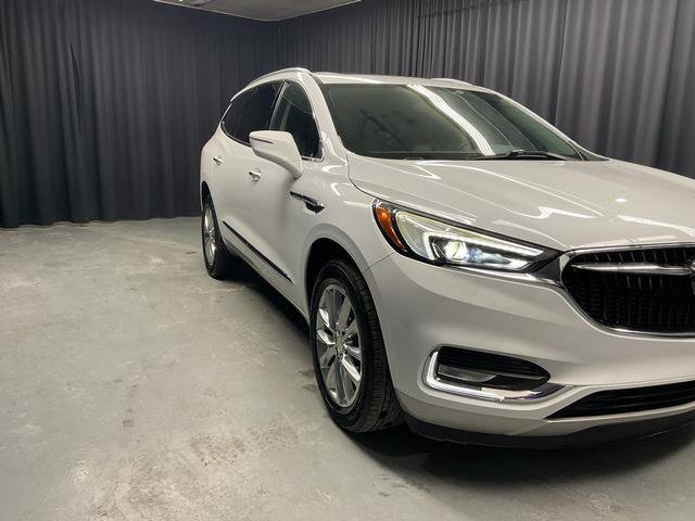 Used 2021 Buick Enclave Essence w/ Sound and Sites Package image 6