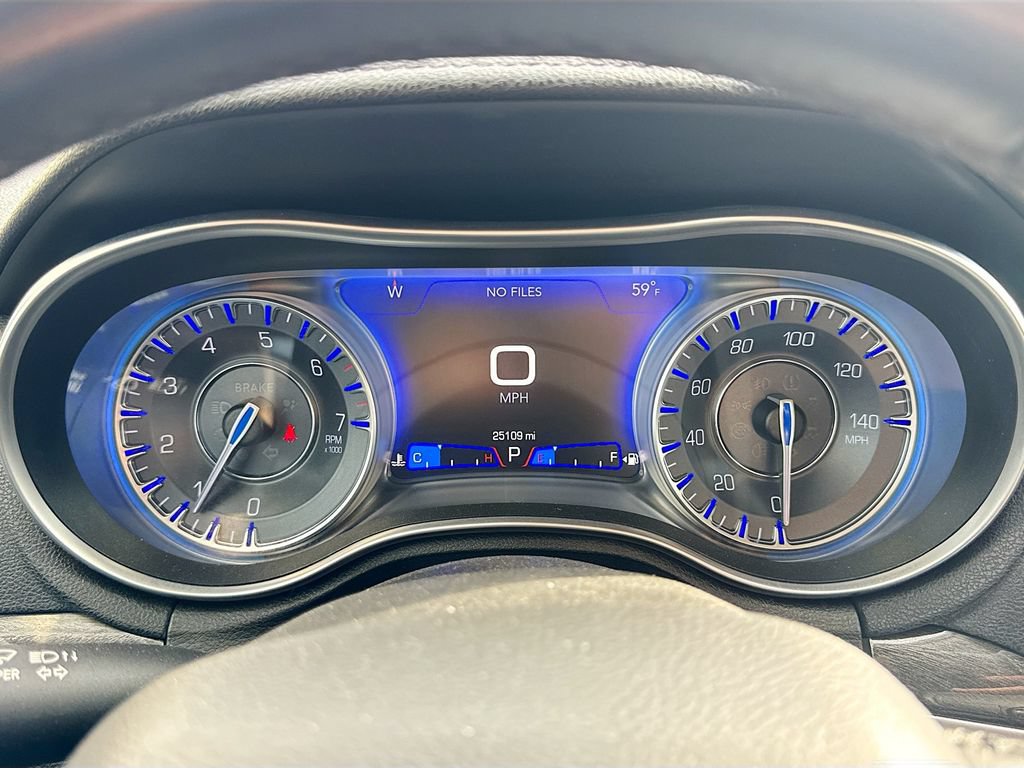 Used 2022 Chrysler 300 Touring w/ Sport Appearance Package RWD image 12
