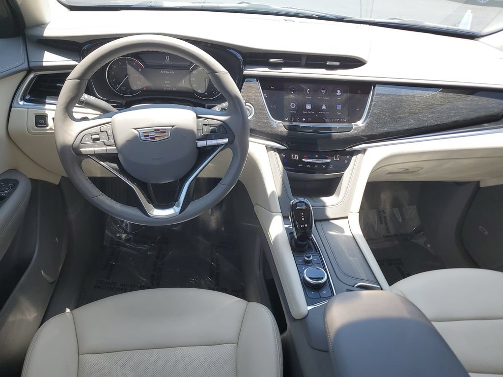 Certified 2022 Cadillac XT6 Premium Luxury AWD/4WD image 17