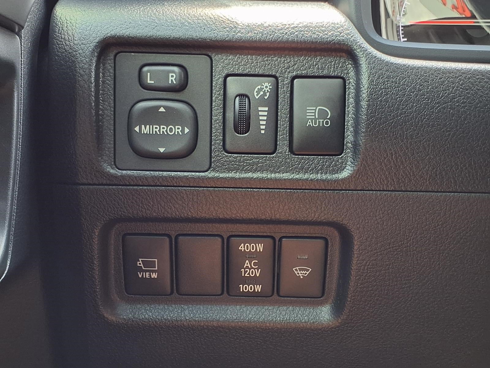 Used 2023 Toyota 4Runner Limited AWD/4WD image 22