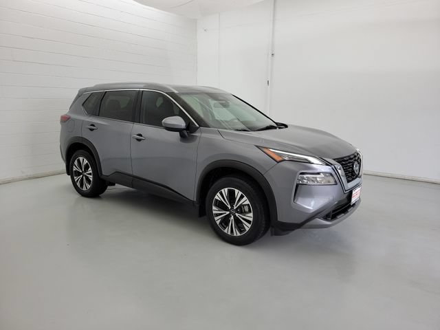 Used 2023 Nissan Rogue SV w/ SV Premium B Package FWD image 4