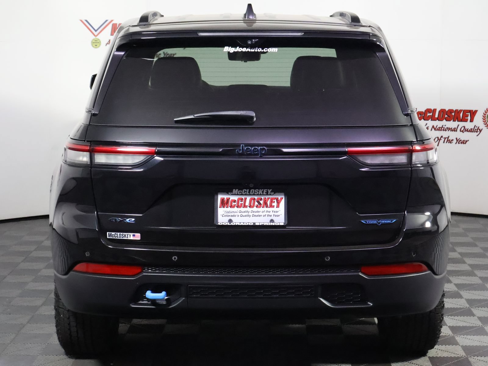 Used 2024 Jeep Grand Cherokee Trailhawk w/ Advanced Protech Group II AWD/4WD image 6