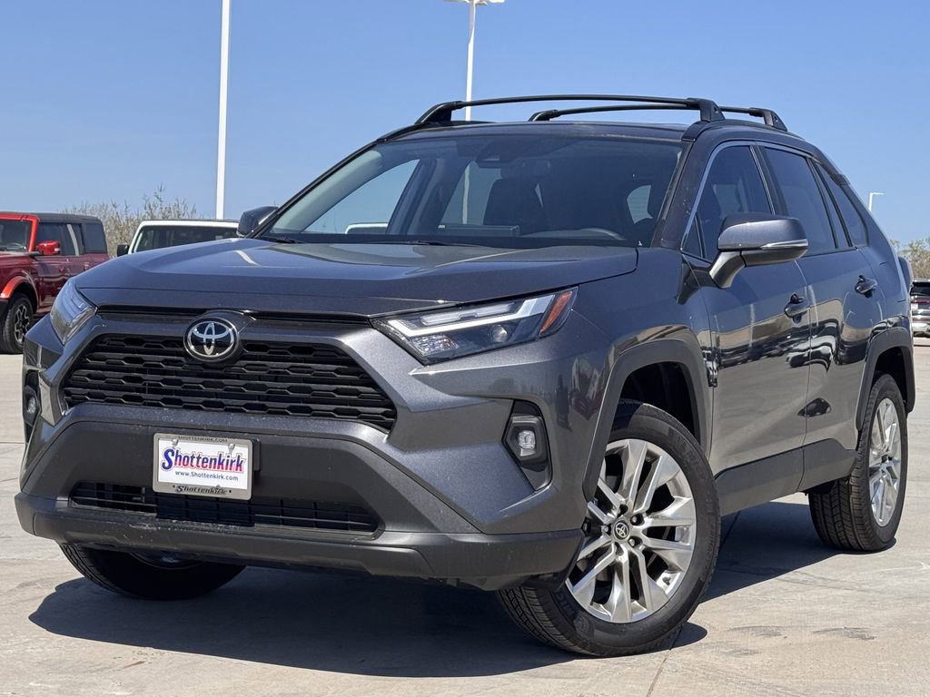 Used 2025 Toyota RAV4 XLE Premium FWD image 2