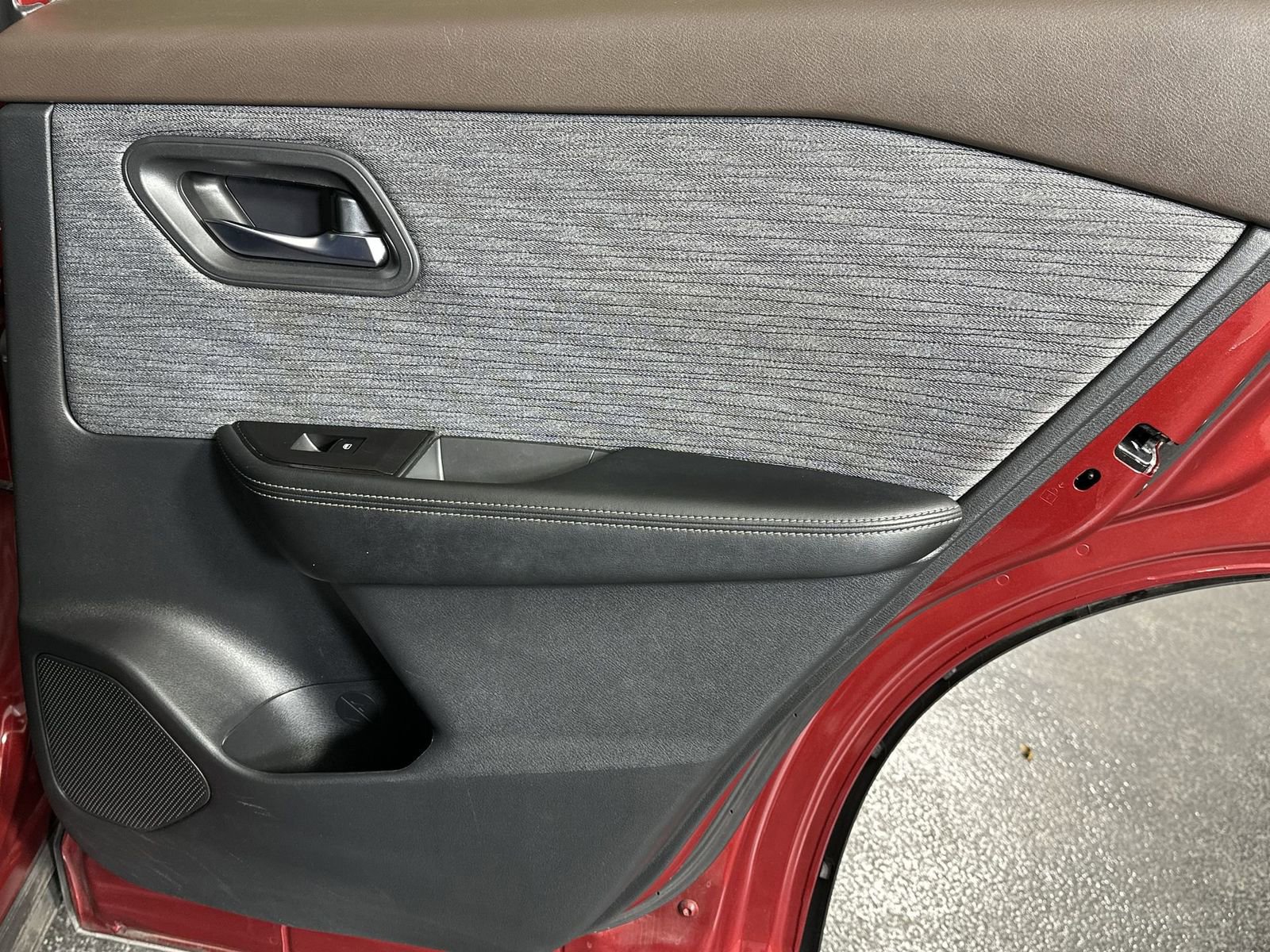 Certified 2023 Nissan Rogue SV image 36