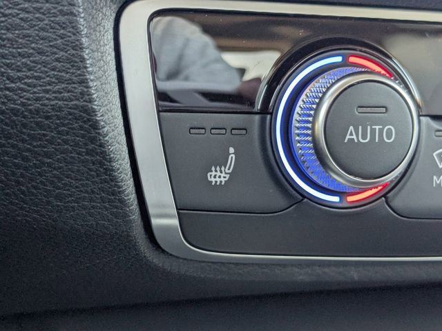 Used 2020 Audi Q3 2.0T Prestige w/ Prestige Package image 26