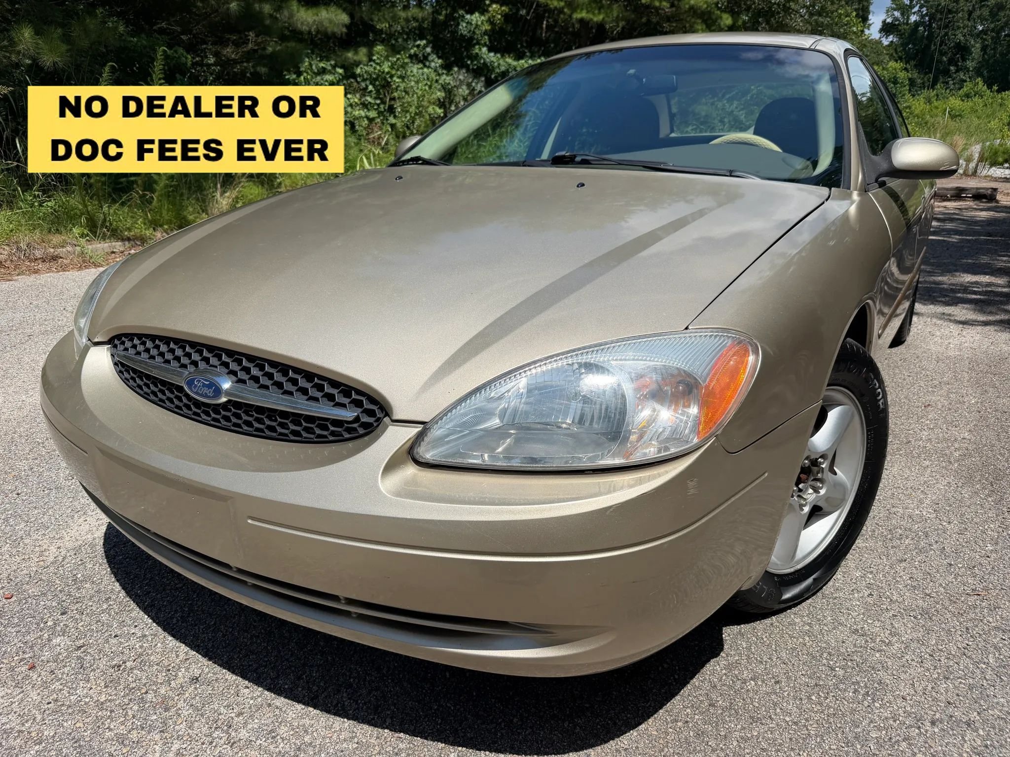Used 2000 Ford Taurus SE FWD image 1