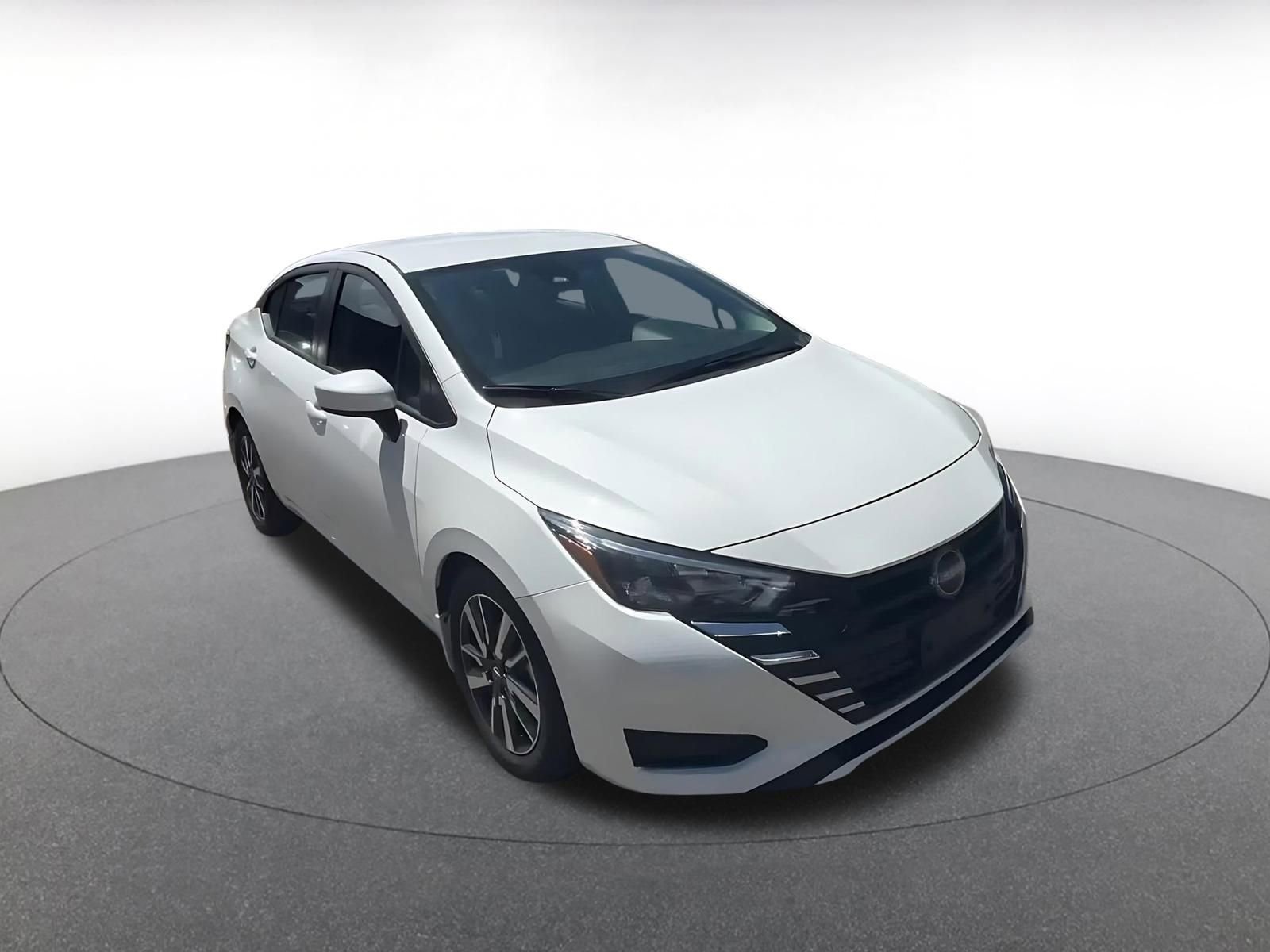 Used 2025 Nissan Versa SV w/ Trunk Package FWD image 3