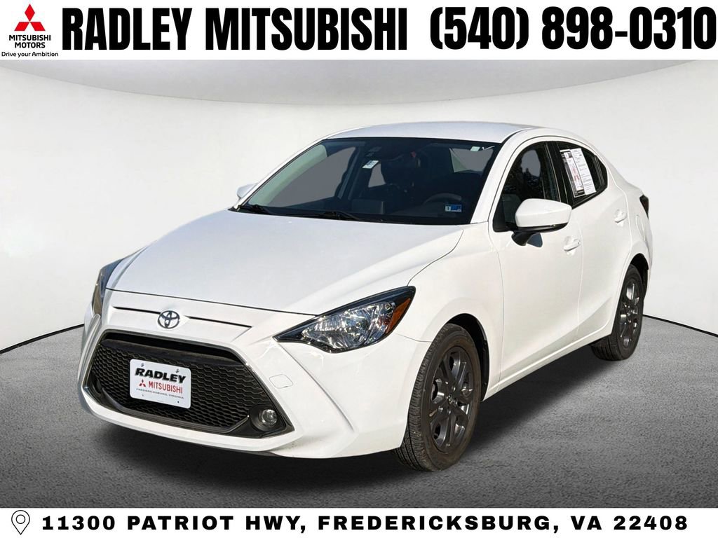 Used 2019 Toyota Yaris LE image 1