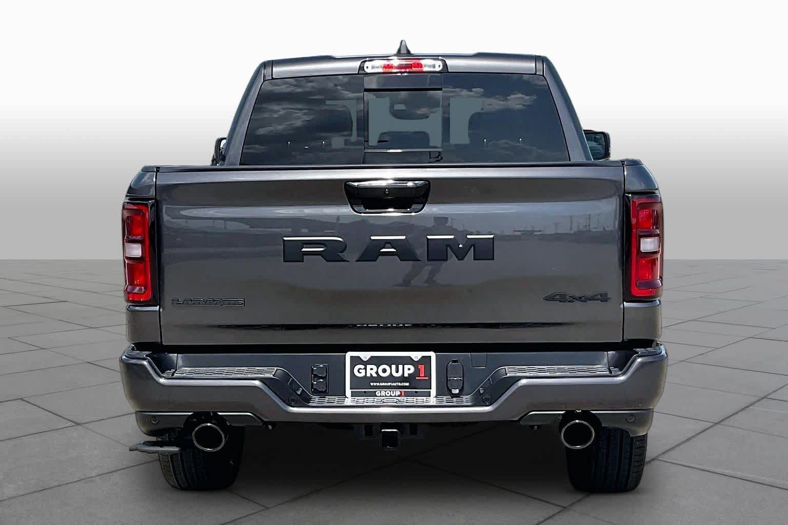 New 2027 RAM 1500 Laramie AWD/4WD image 4
