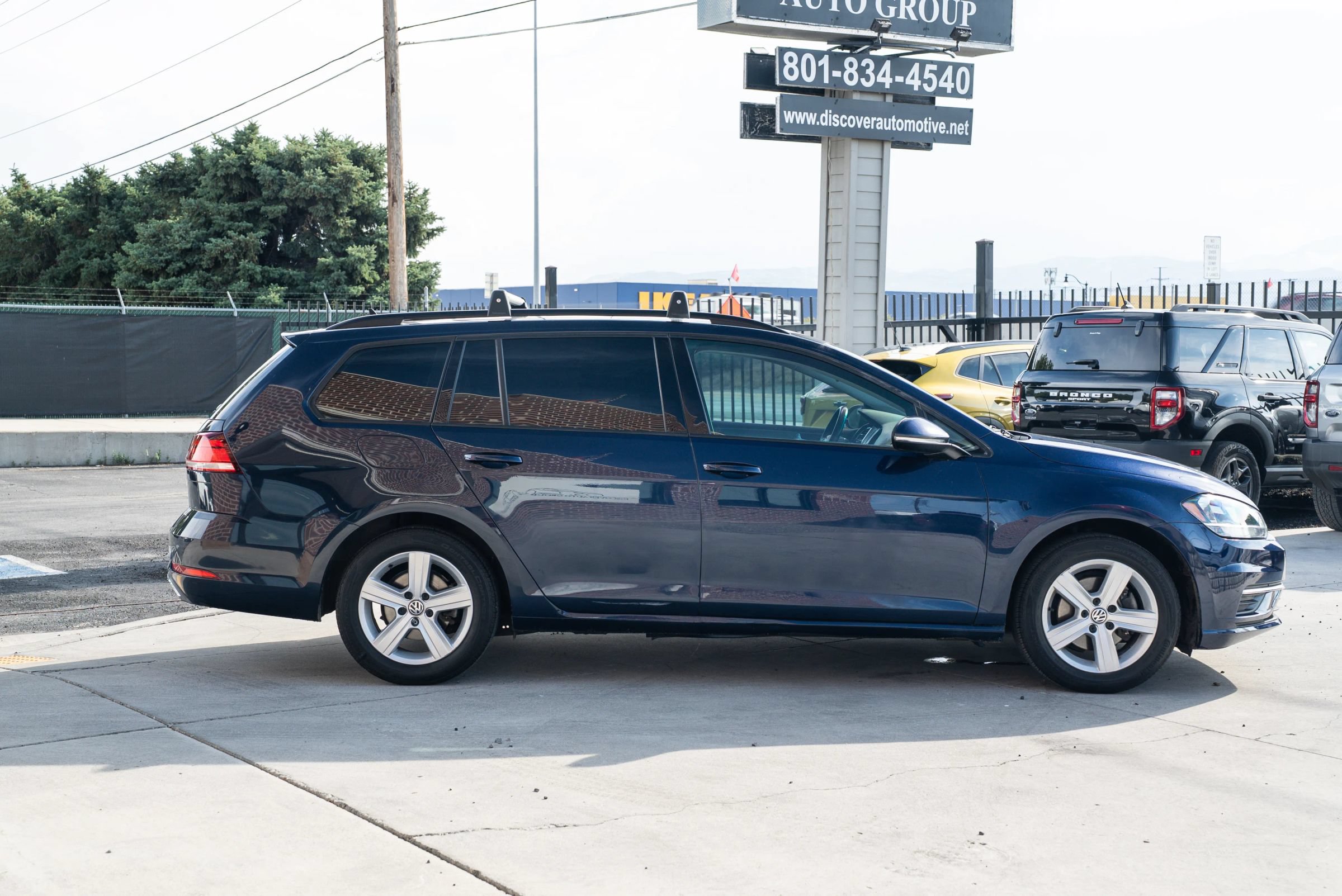 Used 2018 Volkswagen Golf SE FWD image 9