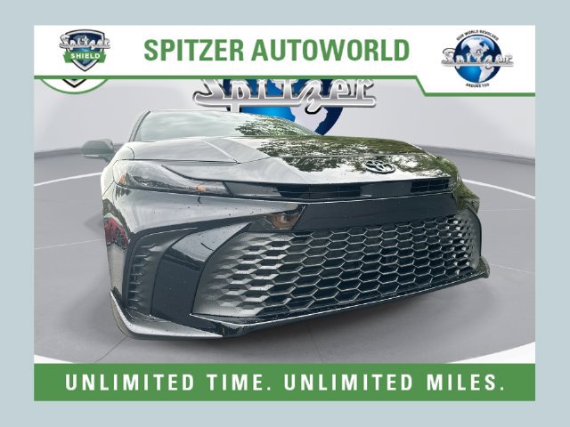 New 2026 Toyota Camry SE FWD image 1