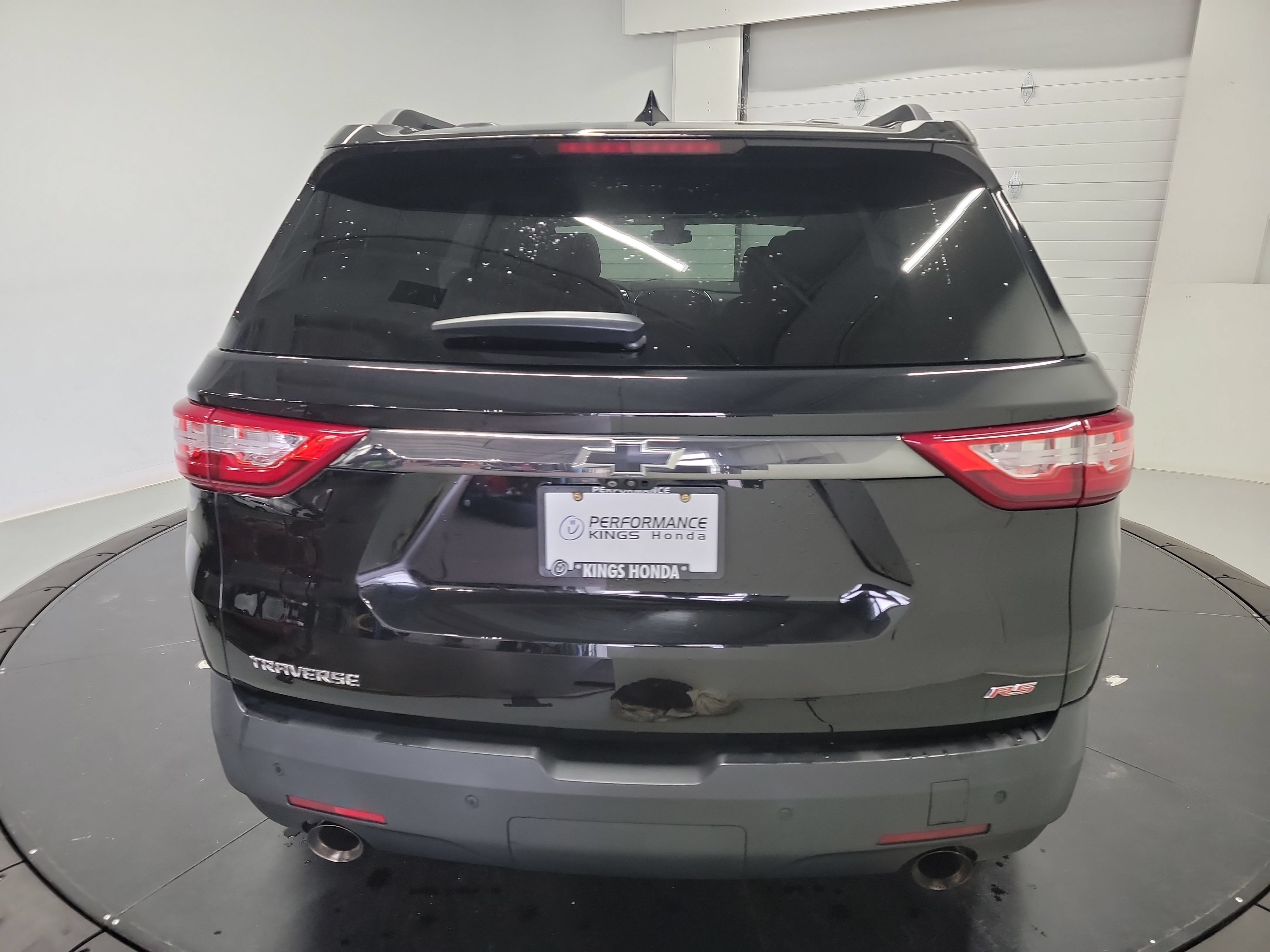 Used 2020 Chevrolet Traverse RS FWD image 8