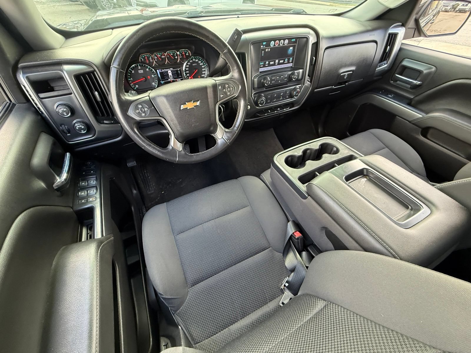 Used 2018 Chevrolet Silverado 1500 LT AWD/4WD image 14