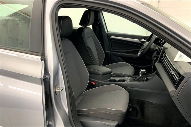 New 2026 Volkswagen Jetta Sport image 9