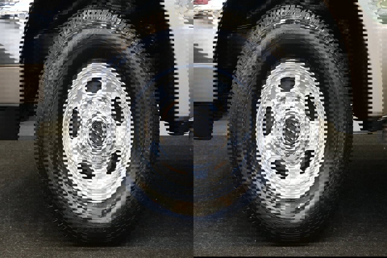 Used 2001 Ford Excursion Limited image 54