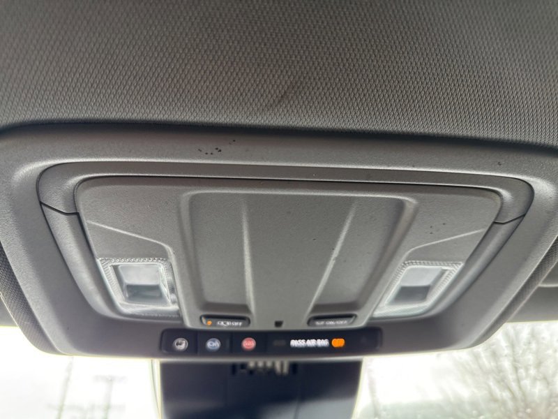 Used 2024 Chevrolet Silverado 2500 Custom w/ Custom Value Package image 33